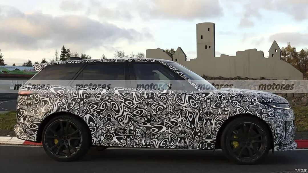 3.8秒破百,西装暴徒再进化!中置排气战力值拉满!