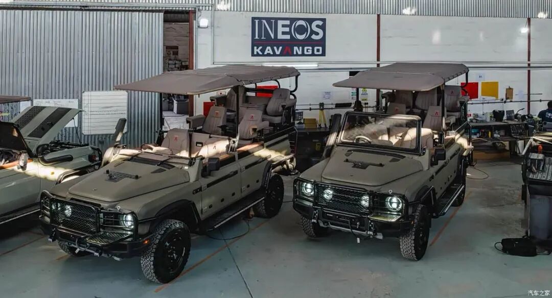 3.0T直列六缸,450牛·米,全时四驱,穿越草原毫无压力!