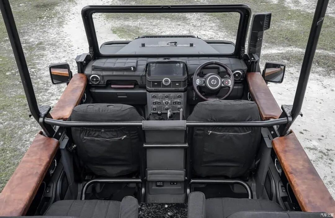 3.0T直列六缸，450牛·米，全时四驱，穿越草原毫无压力！