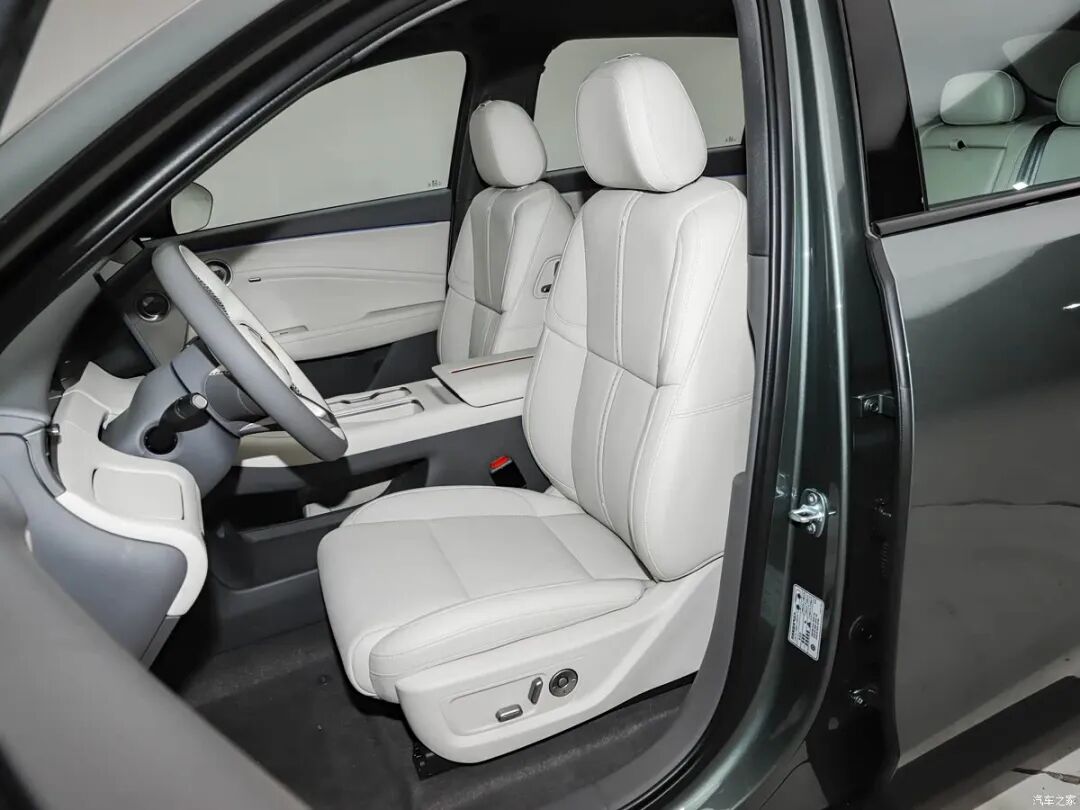 1.5T插混动力,17.88万起买中大型SUV,续航1650km!