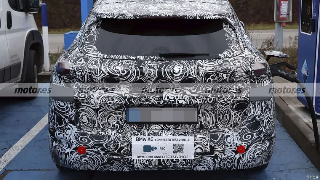 17.9英寸大屏，BMW全景视域桥，宝马的“电动入门王炸”来了？