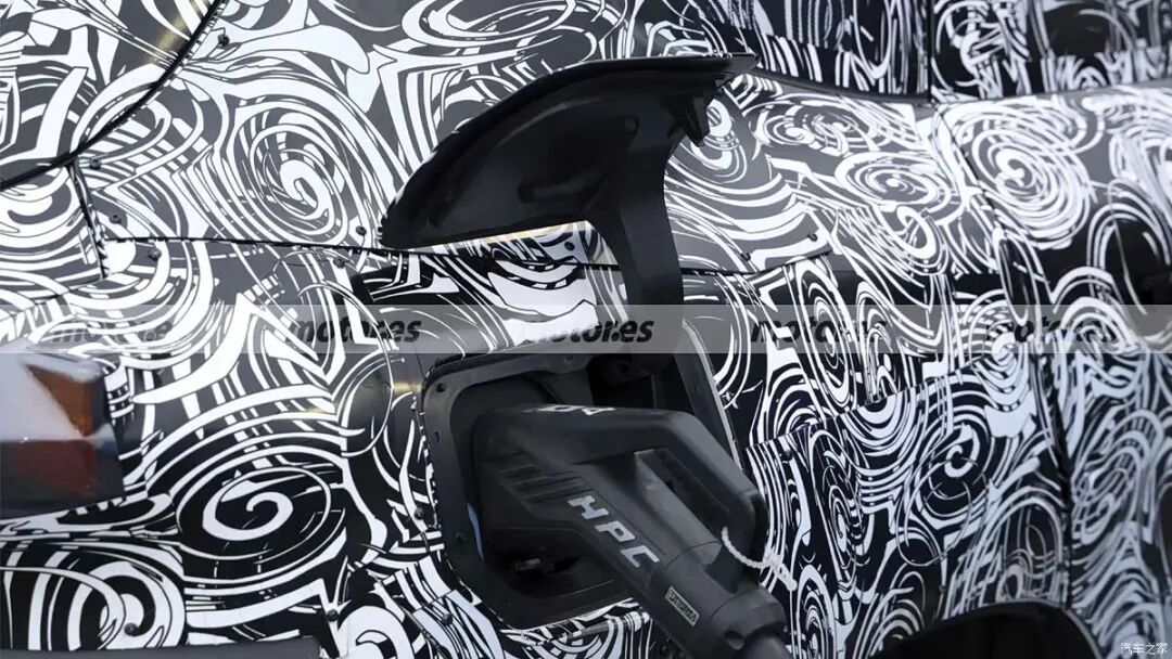 17.9英寸大屏，BMW全景视域桥，宝马的“电动入门王炸”来了？