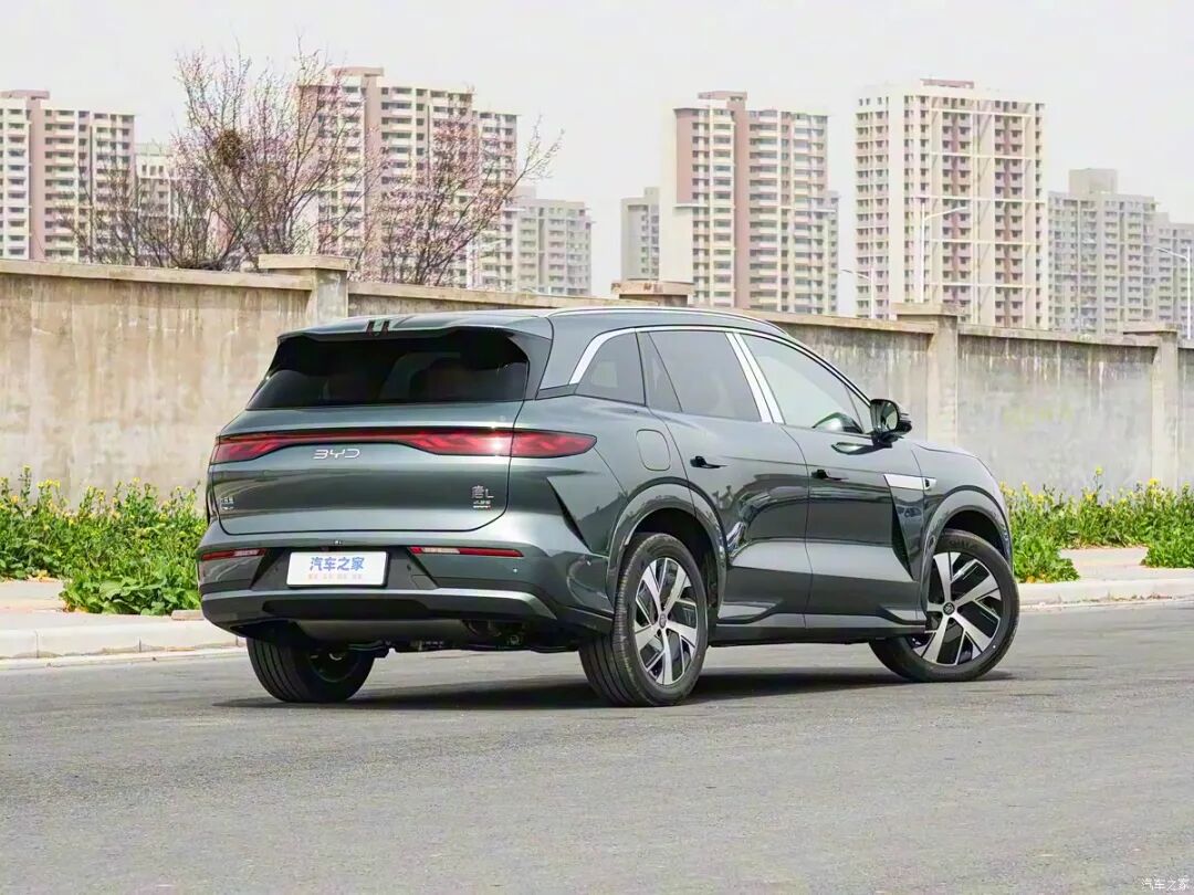 王朝网全新旗舰SUV？比亚迪大唐来了？气场很强！