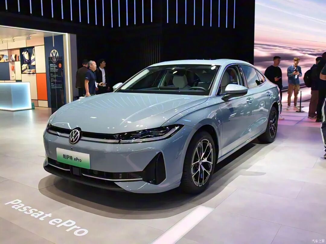 1.5T插混，续航1300km！ 大气优雅，运动感十足！