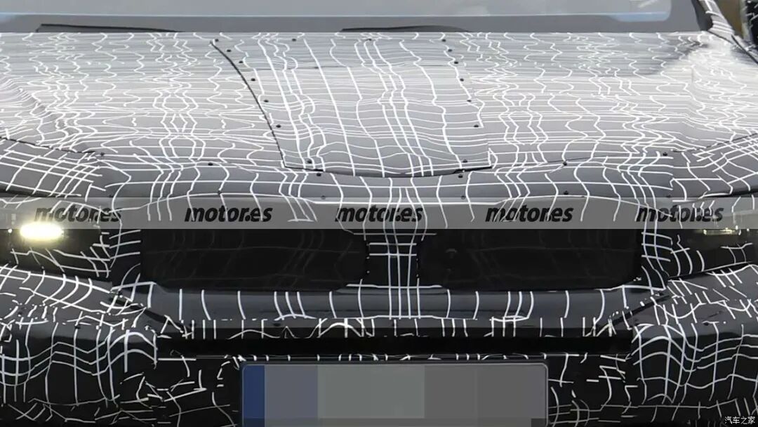 “双肾”格栅再进化！4.4T V8，727马力，1000牛·米，宝马粉有福了！