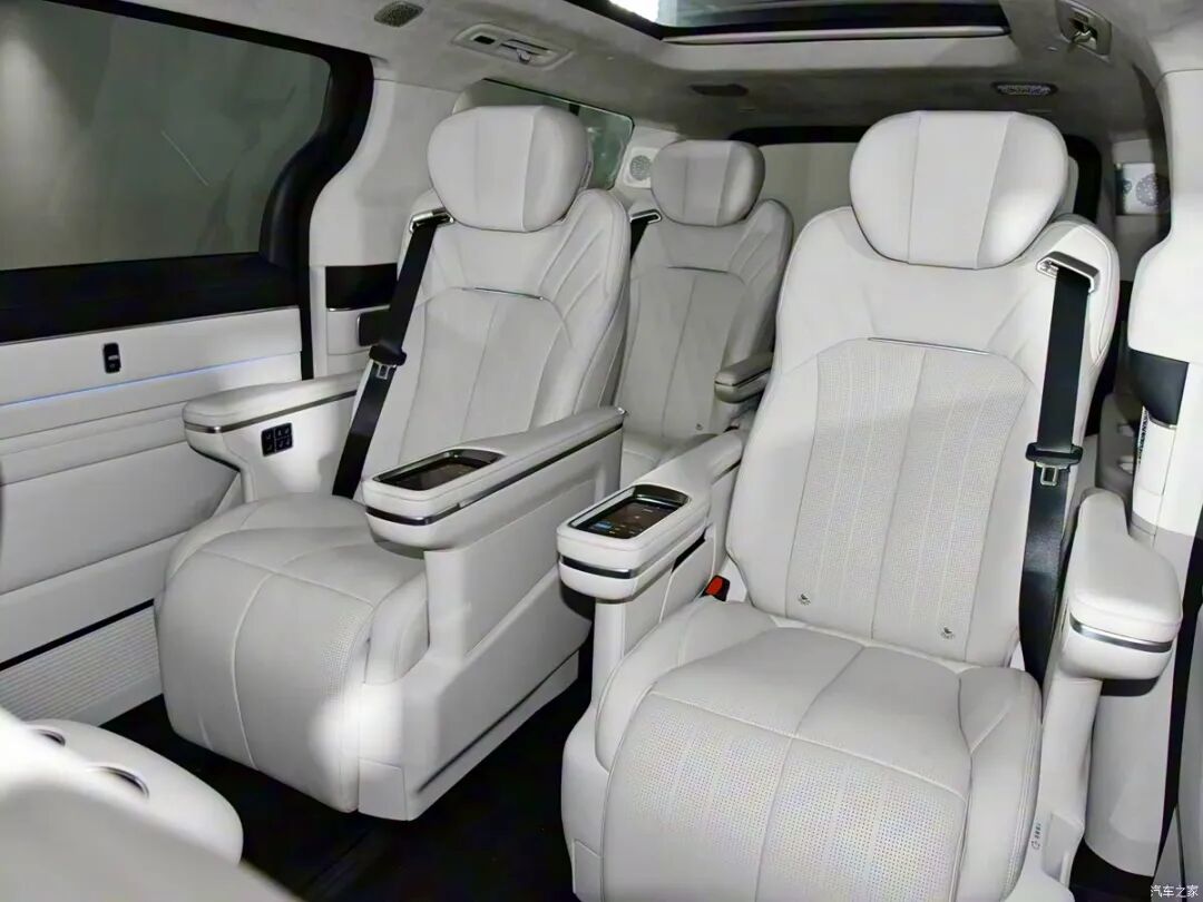 6/7/8座可选，吸顶娱乐屏，云感SPA座椅，得房率91.8%！老板座驾看看它！