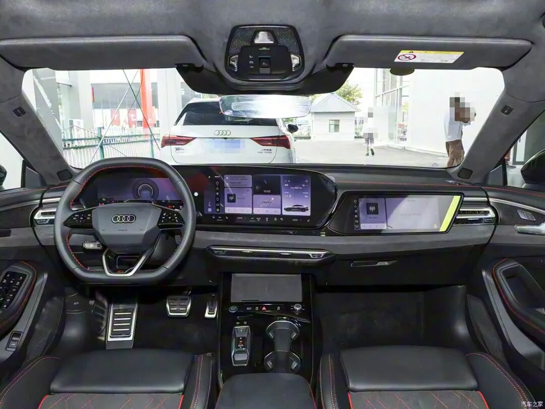 2.0T、四驱，溜背设计，运动感十足，奥迪粉别错过！