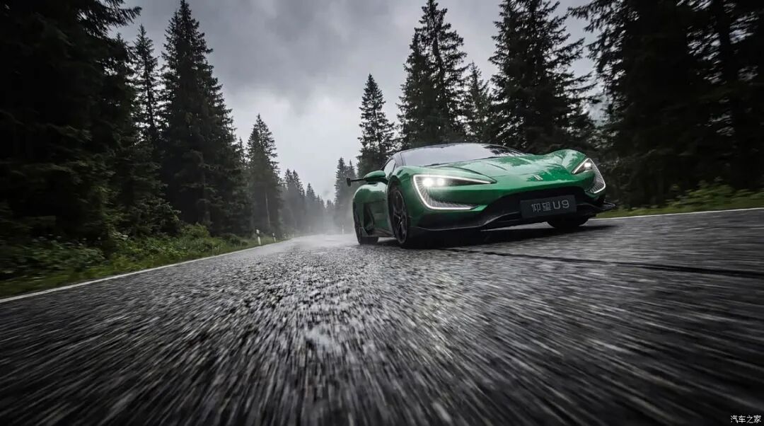 2.36秒破百，1680N·m，选装5万，“绿色地狱”确实让人心动！