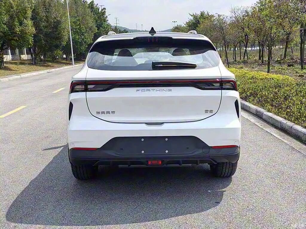 1.5L自吸，240牛·米，百公里不到6个油，10多万买车看看这辆！