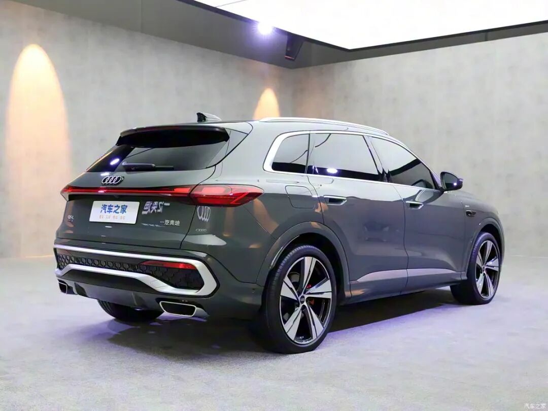 2.0T、四驱、400牛·米,前后独立悬架,买奥迪的再等等!