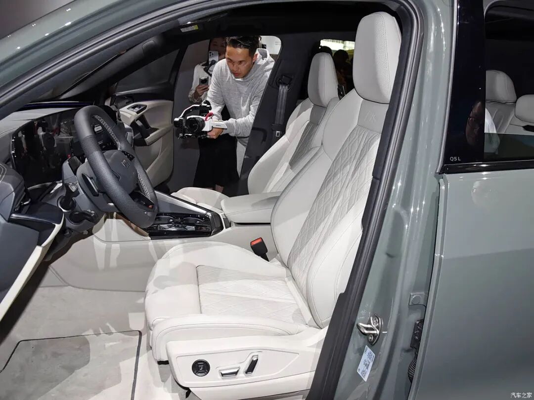 2.0T、四驱、400牛·米,前后独立悬架,买奥迪的再等等!