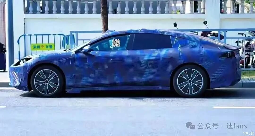 “最美”比亚迪轿跑?“镁9”谍照曝光!兄弟们猜猜价格?