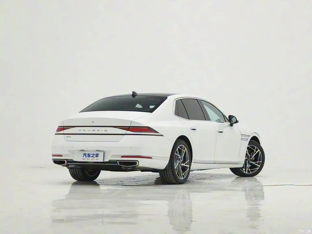 续航超1000公里，2.5T、362马力，双线条贯穿式尾灯，等等新车！