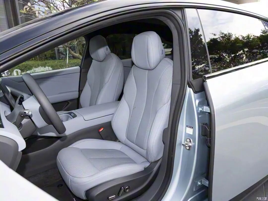车长5米多，轴距3米，续航1550km！网友：等等价格！