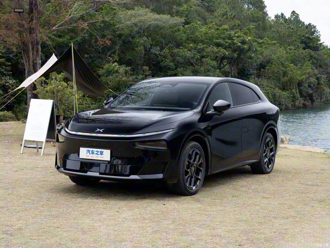 车长5米多，轴距3米，续航1550km！网友：等等价格！