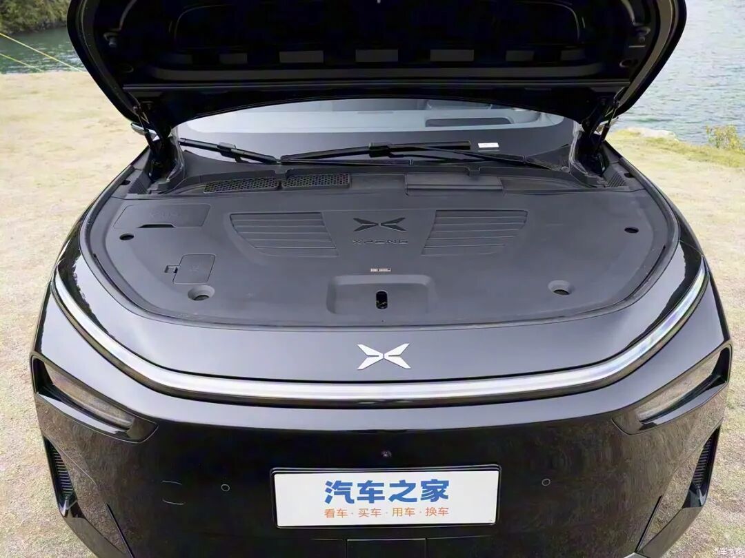 车长5米多，轴距3米，续航1550km！网友：等等价格！