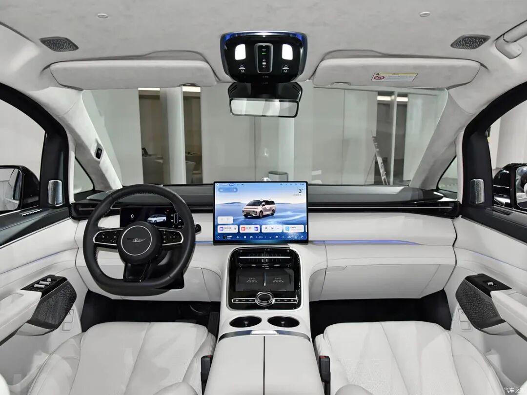 1.5T增程动力、四驱,激光雷达,“冰箱彩电大沙发”都不缺!