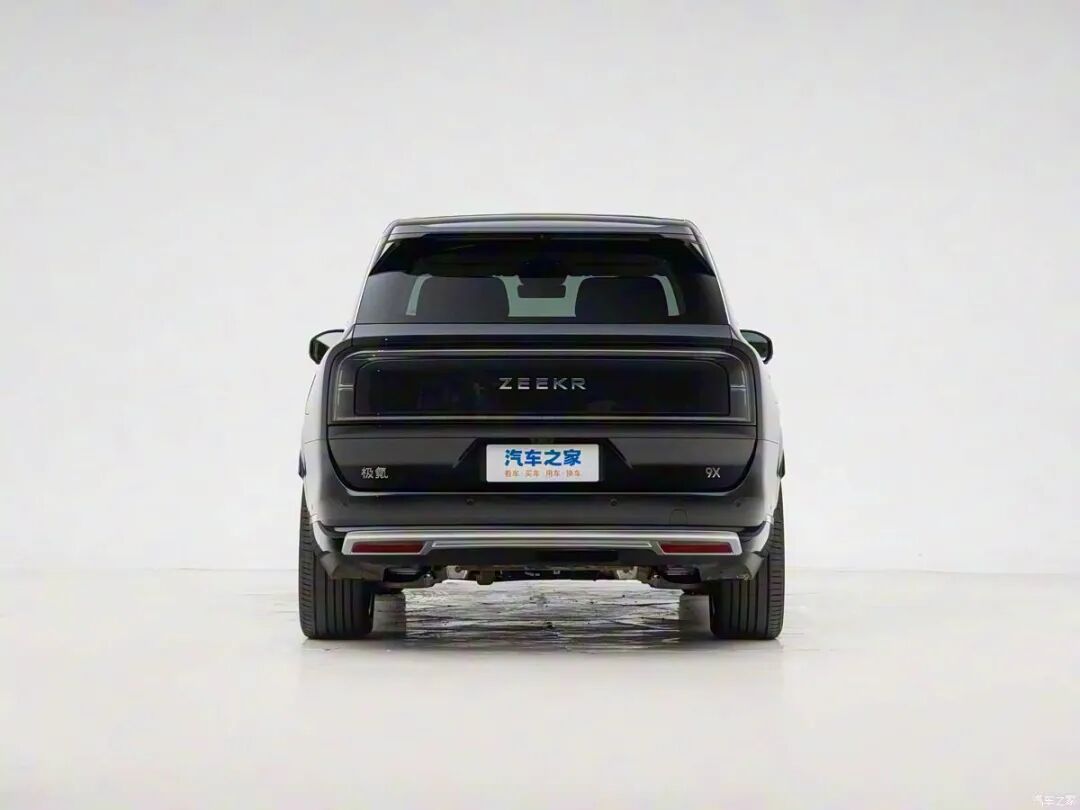 2.0T插混,“门型”尾灯,代号“虎鲸”,预计售价45万级?