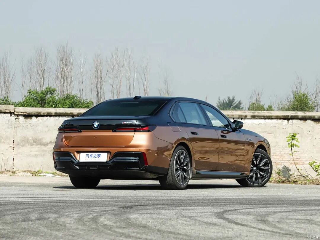 最高降30.1万?!宝马31款车型下调售价,喜欢宝马的朋友速看!