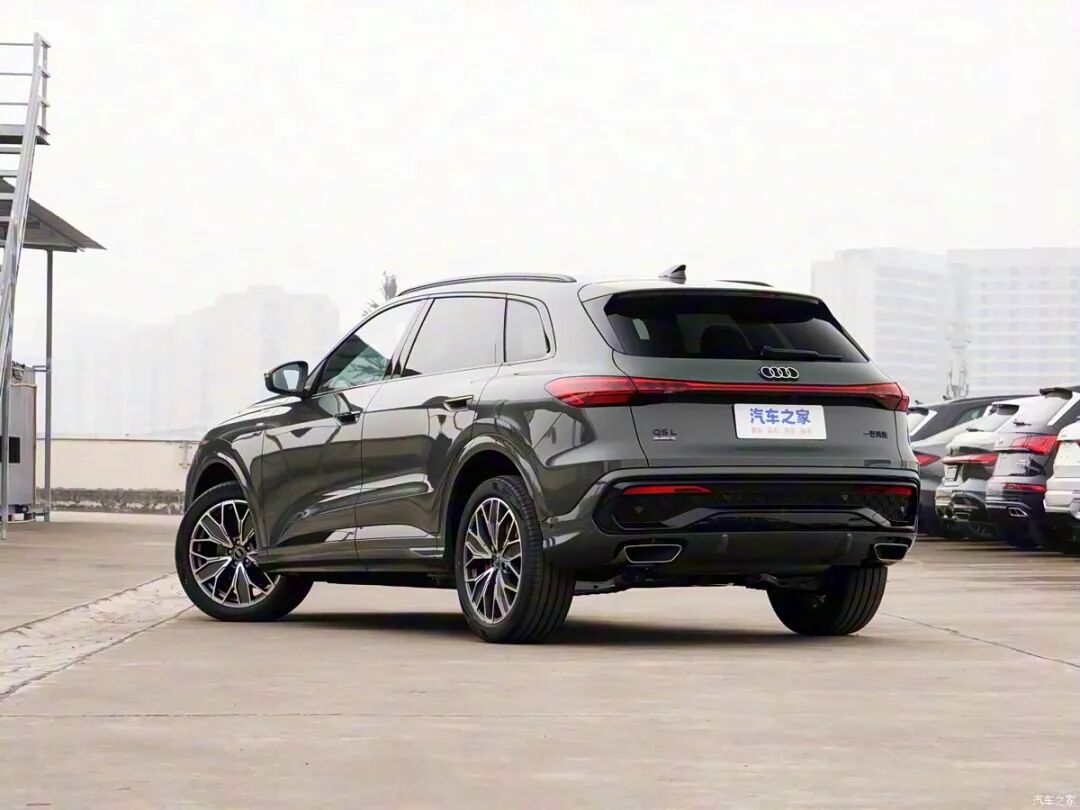 轴距3066mm!2.0T/3.0T动力,前后独立悬架,买A6子的再等等!