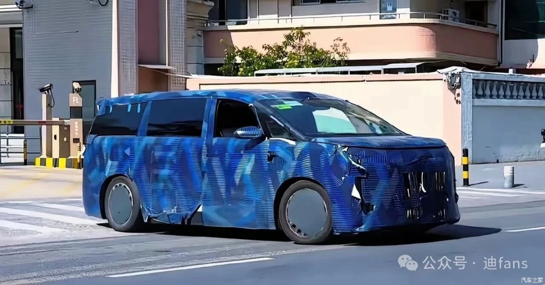 车长或达5.4米!7字大灯,激光雷达,双侧电滑门,30多万就入手?