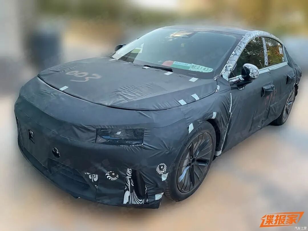 副驾双联屏?一体式桶形座椅,贯穿式尾灯,这空间你觉得怎么样?