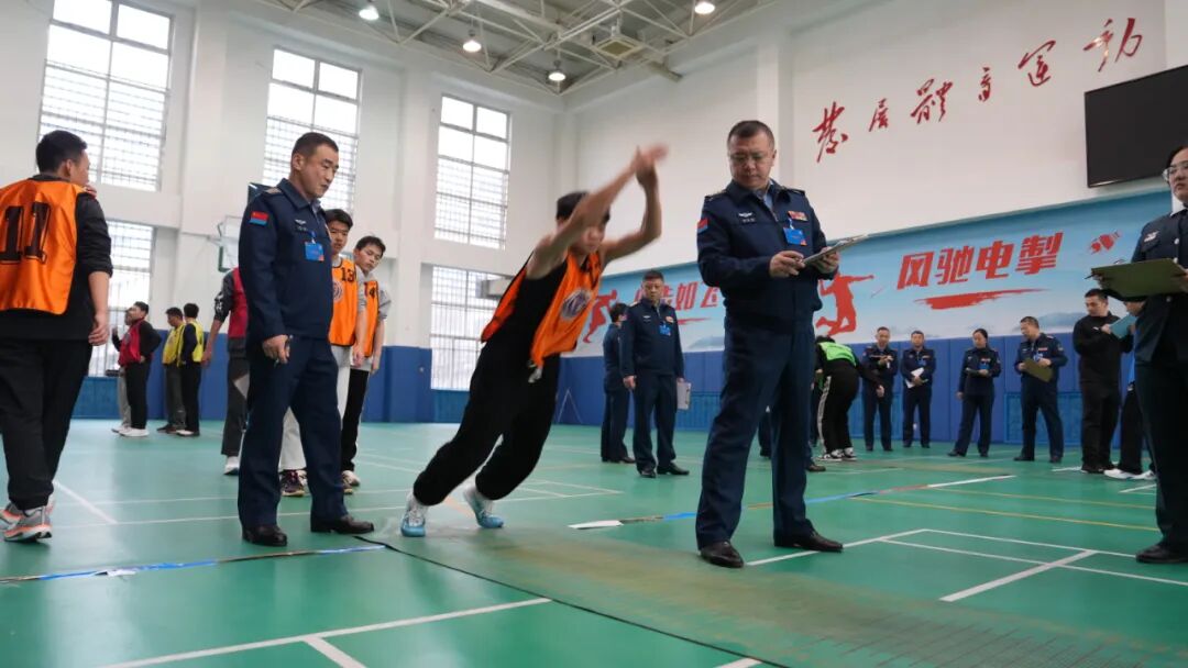 招飞资讯 | 空军2026年度招飞定选工作全面启动