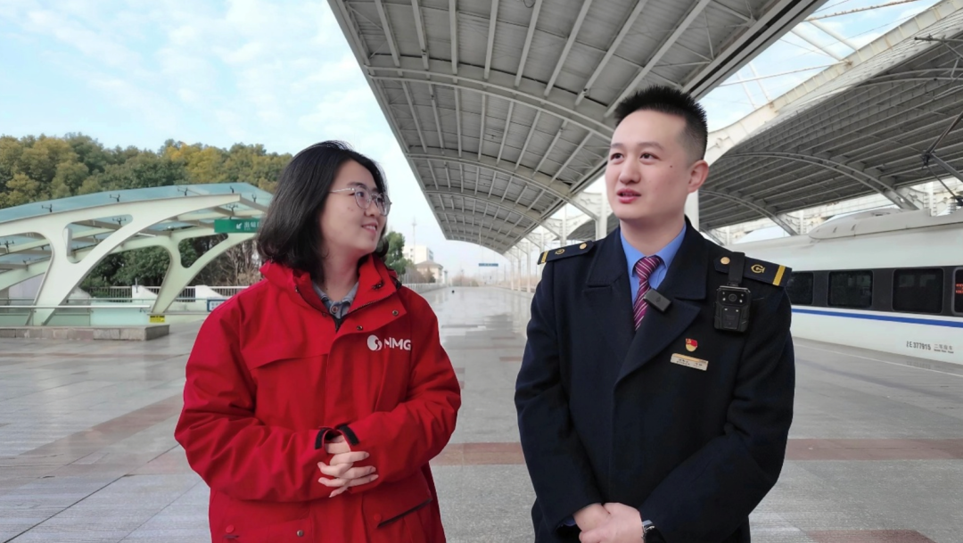 新春走基层 · 记者手记丨春运“螺丝钉”的最后一班岗