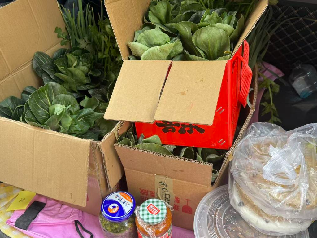 刚刚，又堵成鸳鸯锅了！