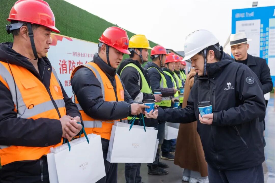 一辆咖啡巴士，串起南通一城温暖……