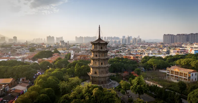 一生必去一次的闽南——簪花、古寺、骑楼、海岛，一次全打卡！