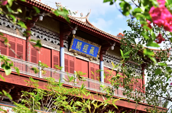 一生必去一次的闽南——簪花、古寺、骑楼、海岛，一次全打卡！